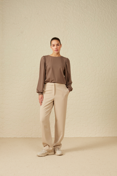BOATNECK TOP WITH PUFF SLEEVES falcon brwon
